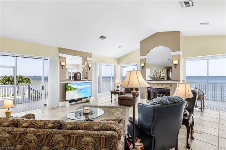2096 Macadamia St, St. James City, Florida 33956