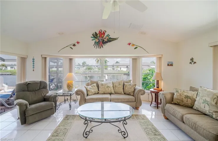 105 Sw 39th Pl, Cape Coral, Florida 33991