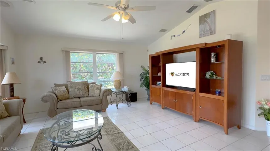 105 Sw 39th Pl, Cape Coral, Florida 33991