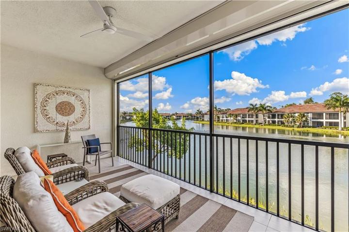 Stunning view / tiled lanai / electric shutters