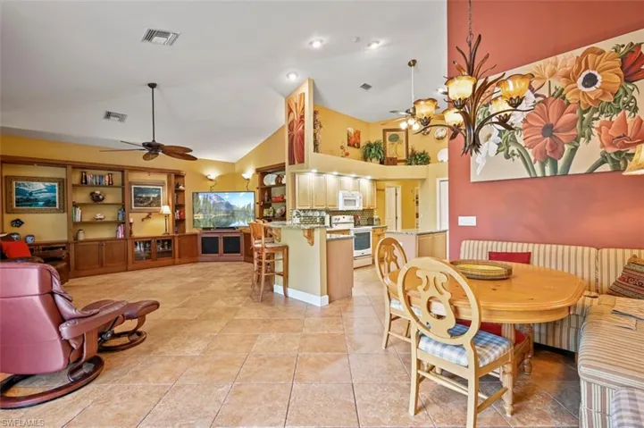 671  21st NW ST, Naples, FL 34120