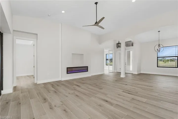 1916 Nw 34th Ave, Cape Coral Fl 33993