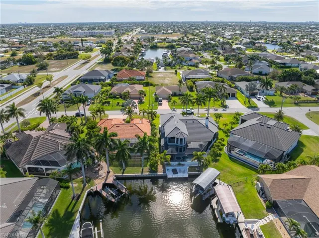 4228 Sw 23rd Pl, Cape Coral, Florida 33914
