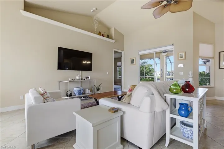 4228 Sw 23rd Pl, Cape Coral, Florida 33914
