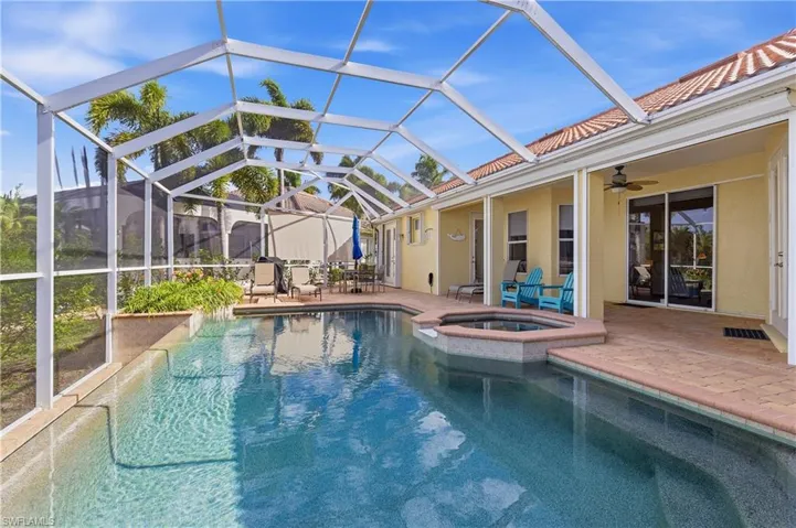 4228 Sw 23rd Pl, Cape Coral, Florida 33914