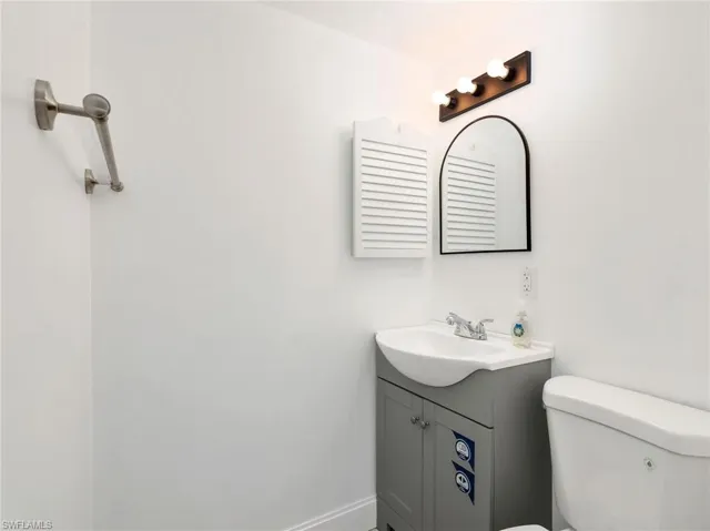 3297 Royal Canadian Trce 1, Fort Myers, Florida 33907