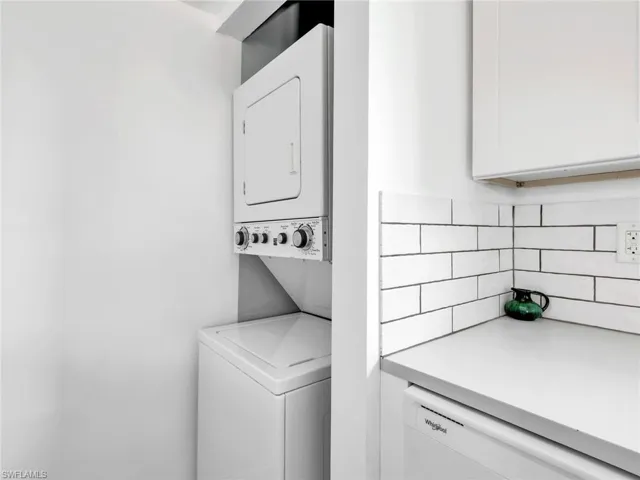 3297 Royal Canadian Trce 1, Fort Myers, Florida 33907