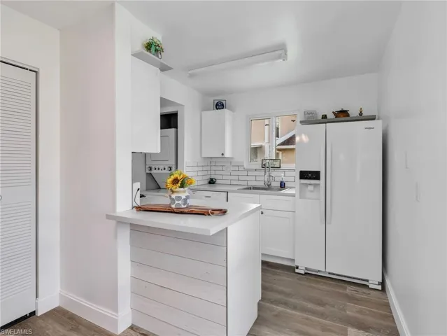 3297 Royal Canadian Trce 1, Fort Myers, Florida 33907