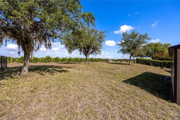 550  Caloosa Estates  DR, Labelle, FL 33935