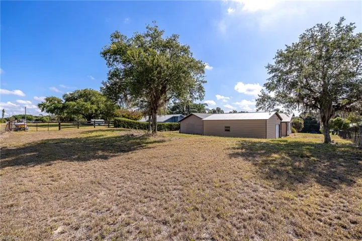 550  Caloosa Estates  DR, Labelle, FL 33935