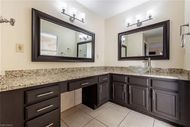 550  Caloosa Estates  DR, Labelle, FL 33935