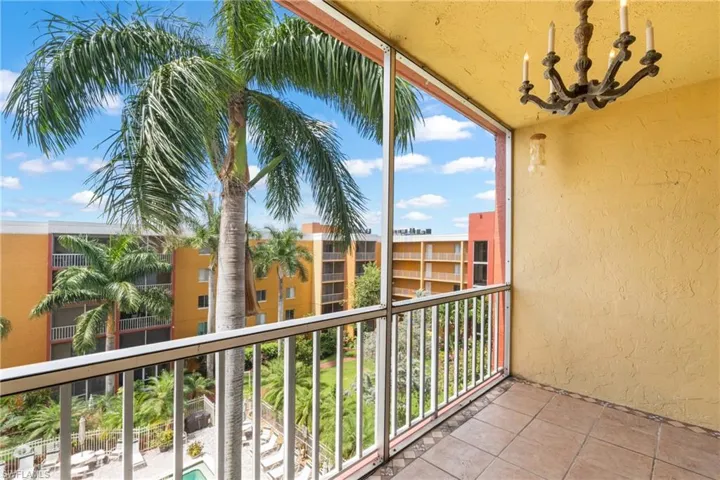 2366 E Mall Dr 516, Fort Myers, Florida 33901