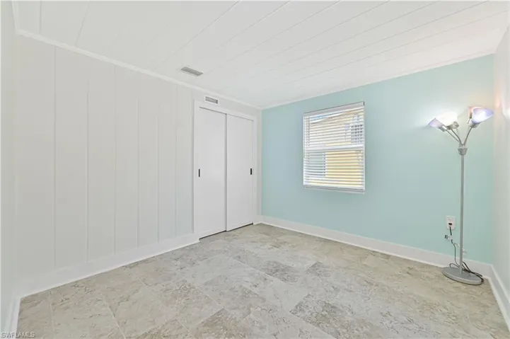 2500 Harbor View Dr, Matlacha, Florida 33993