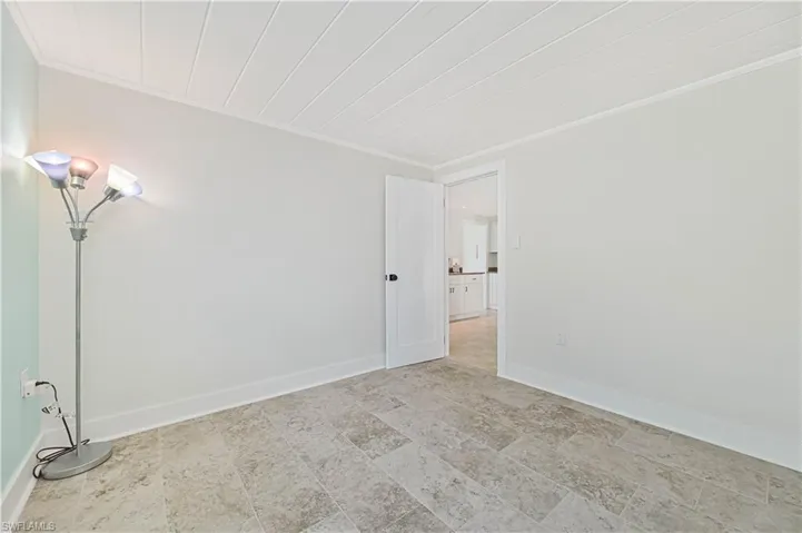 2500 Harbor View Dr, Matlacha, Florida 33993