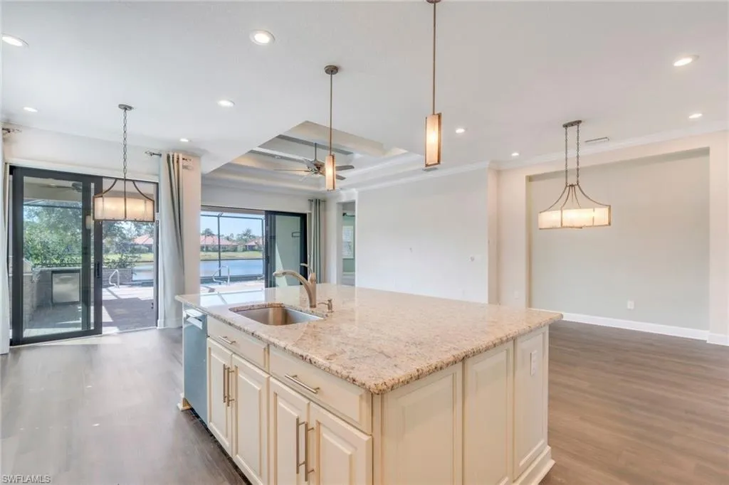 9276 Isla Bella CIR, Bonita Springs, FL 34135,225039227