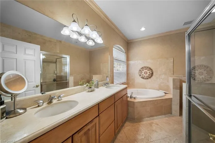 3638 Zion Park Ct, Naples, Florida 34116