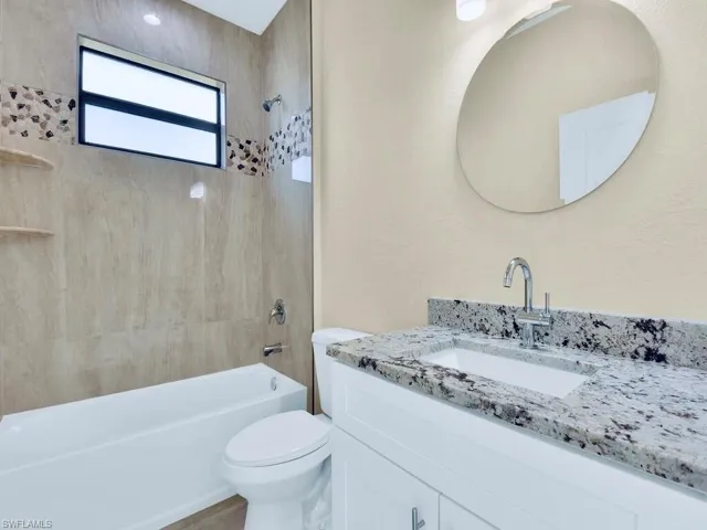 637 Cardinal St E, Lehigh Acres, Florida 33974