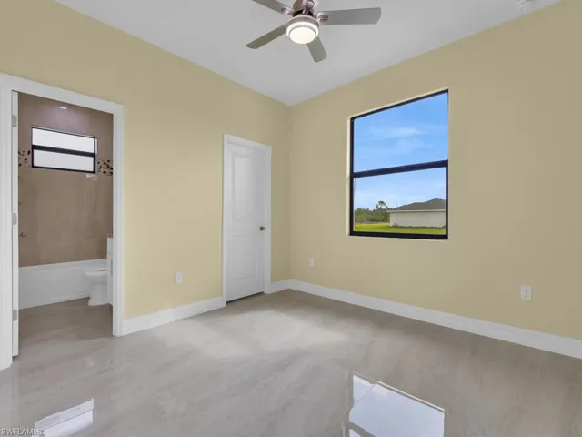 637 Cardinal St E, Lehigh Acres, Florida 33974