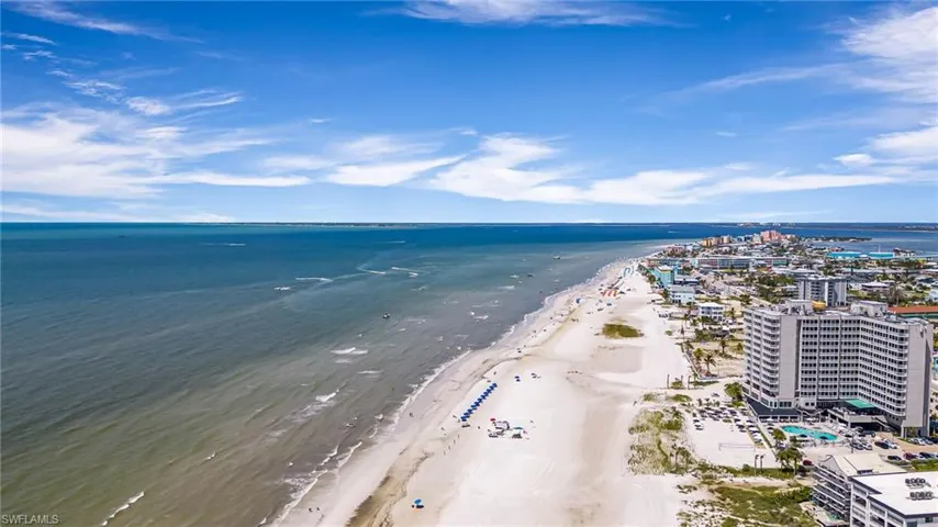 210 Fairweather Ln, Fort Myers Beach, Florida 33931