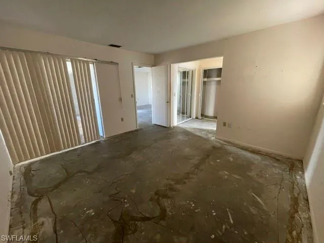 Primary en suite bedroom