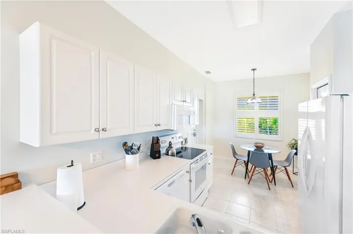 2730  Cypress Trace  CIR, Naples, FL 34119