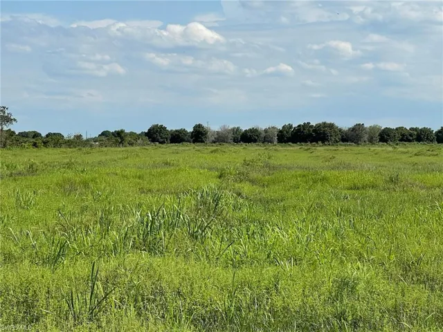 6555 5th  RD, Labelle, FL 33935