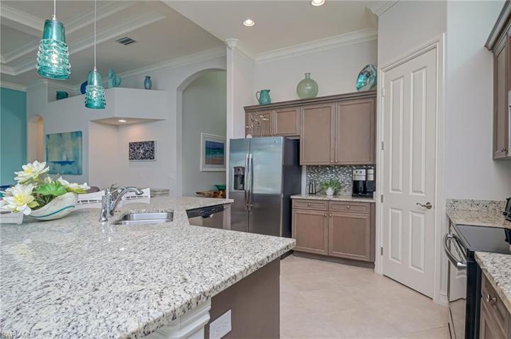 11001 Esteban DR, FORT MYERS FL 33912