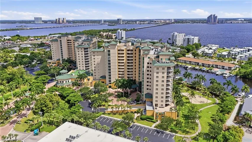 3426 Hancock Bridge Pkwy 706, North Fort Myers, Florida 33903