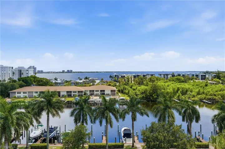 3426 Hancock Bridge Pkwy 706, North Fort Myers, Florida 33903