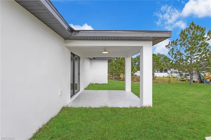 2813 18th St Sw, Lehigh Acres, Florida 33976