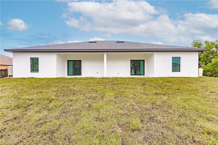 5045-5047  Locke  LN, Lehigh Acres, FL 33973