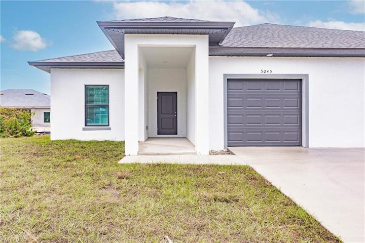 5045-5047  Locke  LN, Lehigh Acres, FL 33973