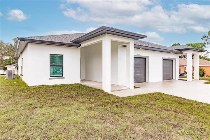 5045-5047  Locke  LN, Lehigh Acres, FL 33973