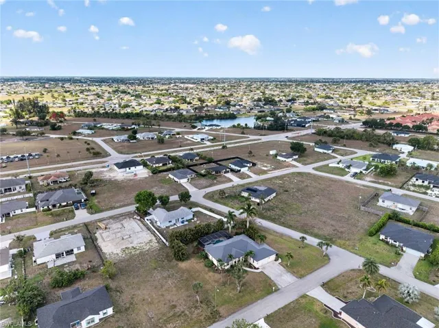 2010 NE 24th  TER, Cape Coral, FL 33909
