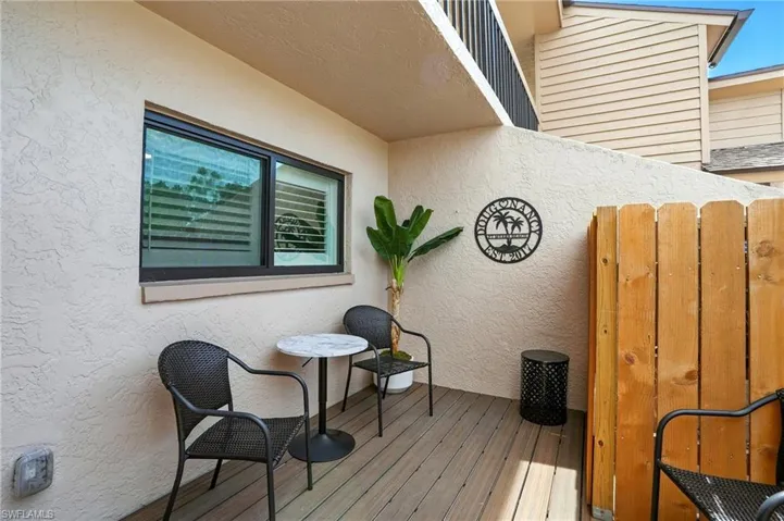 Private seating porch