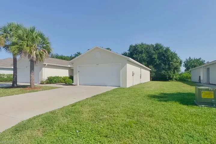 9125 Aegean Cir, Lehigh Acres, Florida 33936