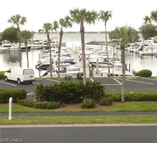 4821 S Landings Dr 205, Fort Myers, Florida 33919
