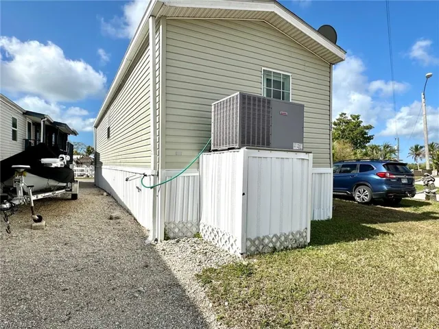 View of side of property