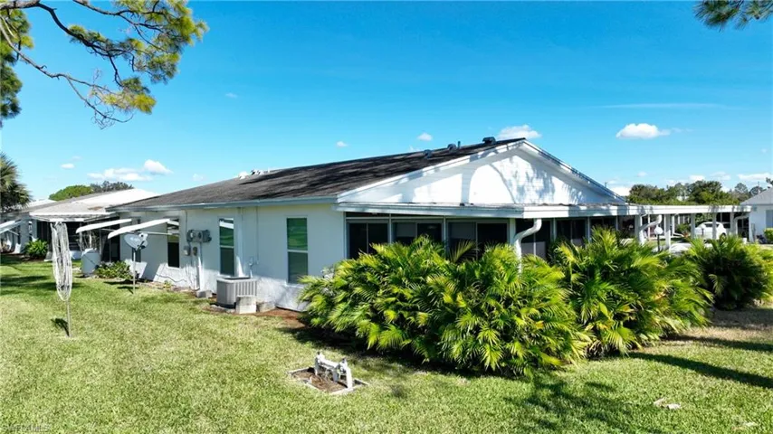 40 Heath Aster Ln, Lehigh Acres, Florida 33936