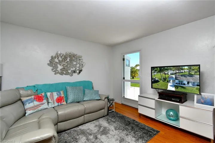 40 Heath Aster Ln, Lehigh Acres, Florida 33936