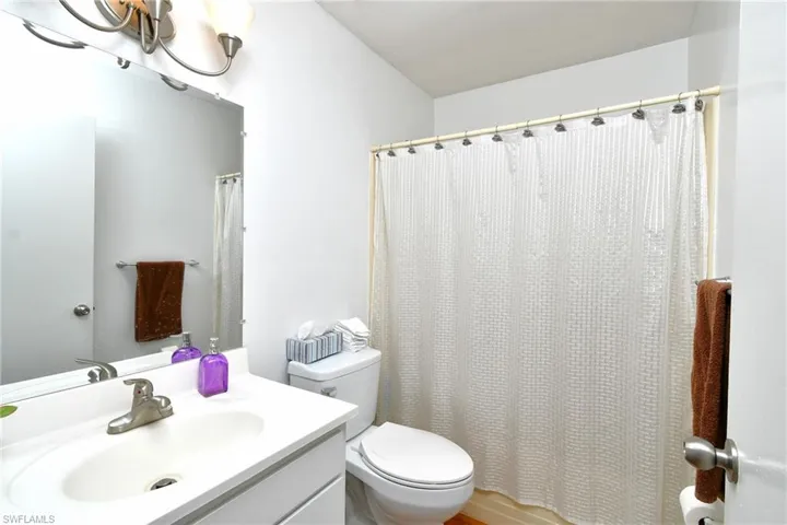 40 Heath Aster Ln, Lehigh Acres, Florida 33936