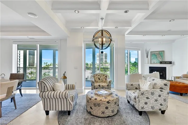 Sitting Area with Gulf and Sunset Views