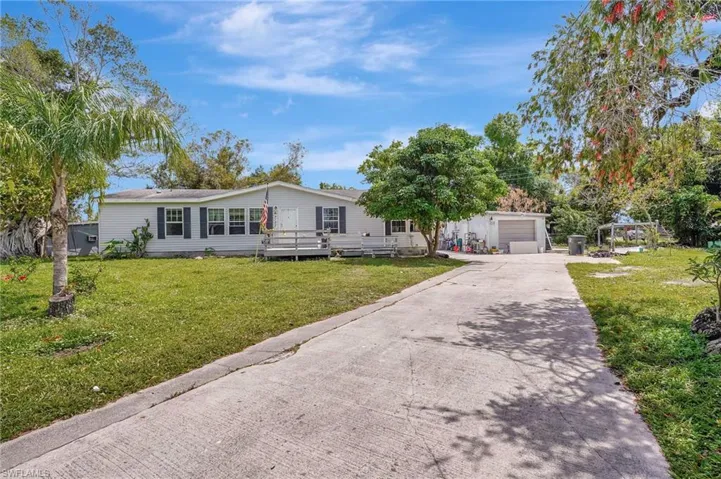 4782  Nottingham  DR, Fort Myers, FL 33905