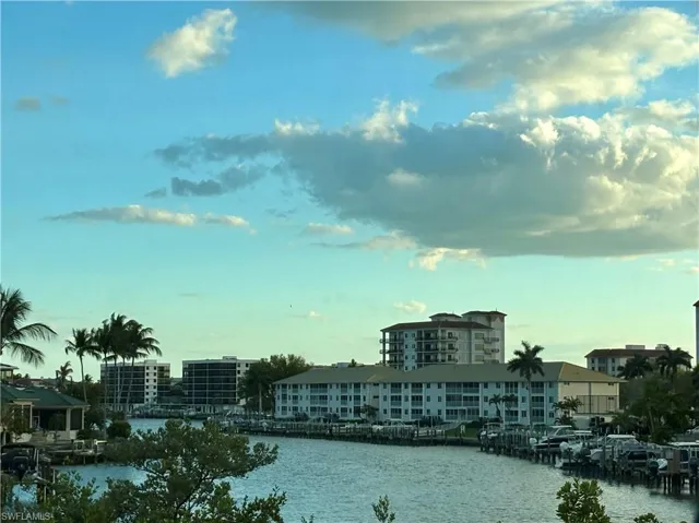 Direct walk to the beach