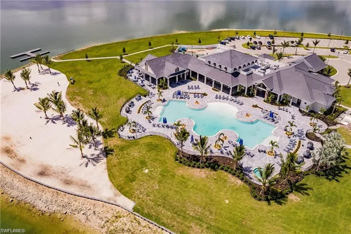 The clubhouse is a must see!