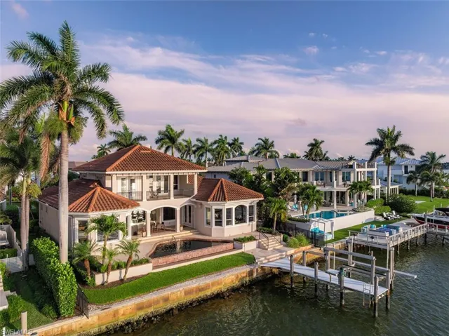 1942  KINGFISH  RD, Naples, FL 34102