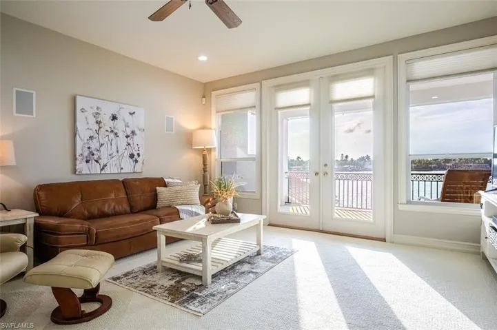 1942  KINGFISH  RD, Naples, FL 34102