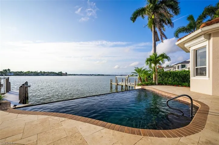1942  KINGFISH  RD, Naples, FL 34102