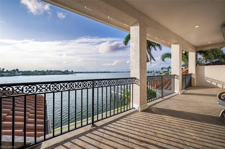 1942  KINGFISH  RD, Naples, FL 34102