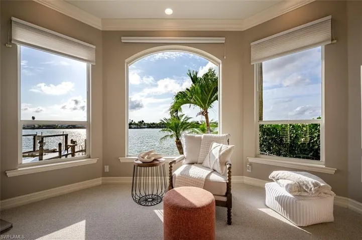 1942  KINGFISH  RD, Naples, FL 34102